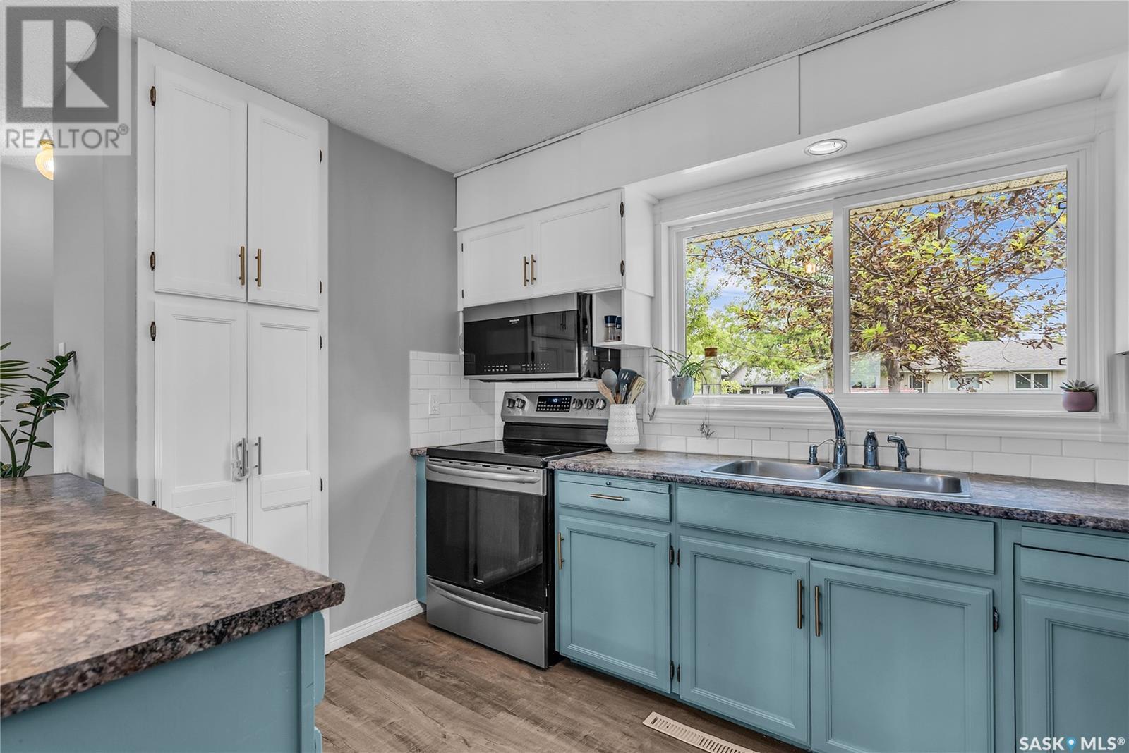 2522 York Avenue, Saskatoon, Saskatchewan  S7J 1J7 - Photo 14 - SK008601