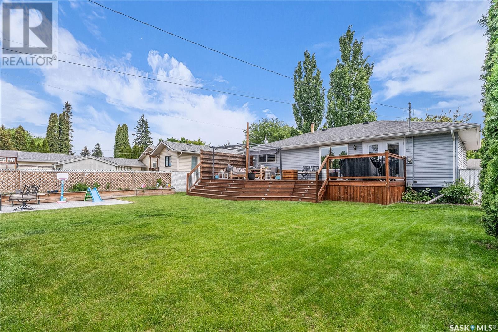 2522 York Avenue, Saskatoon, Saskatchewan  S7J 1J7 - Photo 44 - SK008601