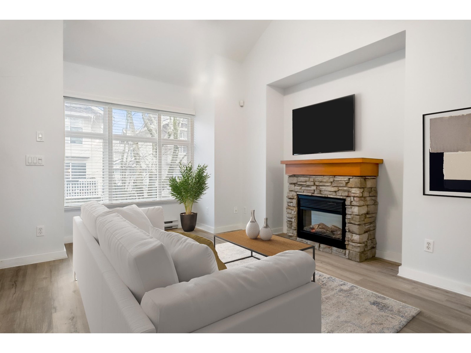 Property at 4 7179 201 STREET image 3