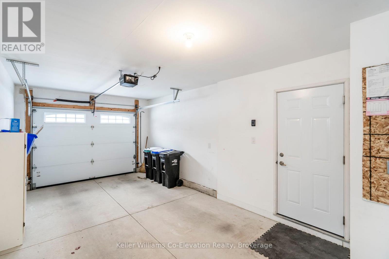 18 Durham Drive, Penetanguishene, Ontario  L9M 0A6 - Photo 18 - S12046122