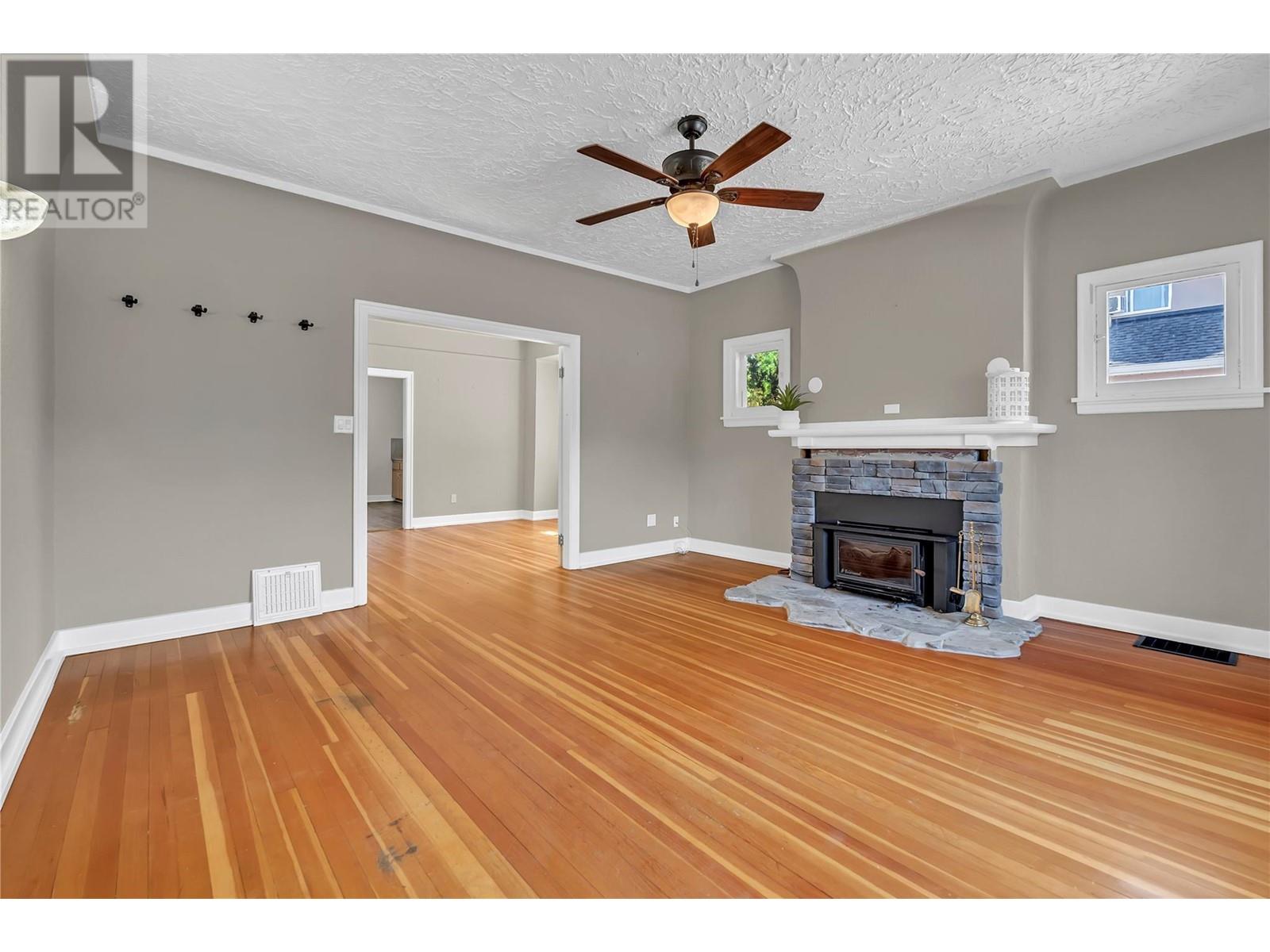 626 Winnipeg Street, Penticton, British Columbia  V2A 5M9 - Photo 6 - 10349720