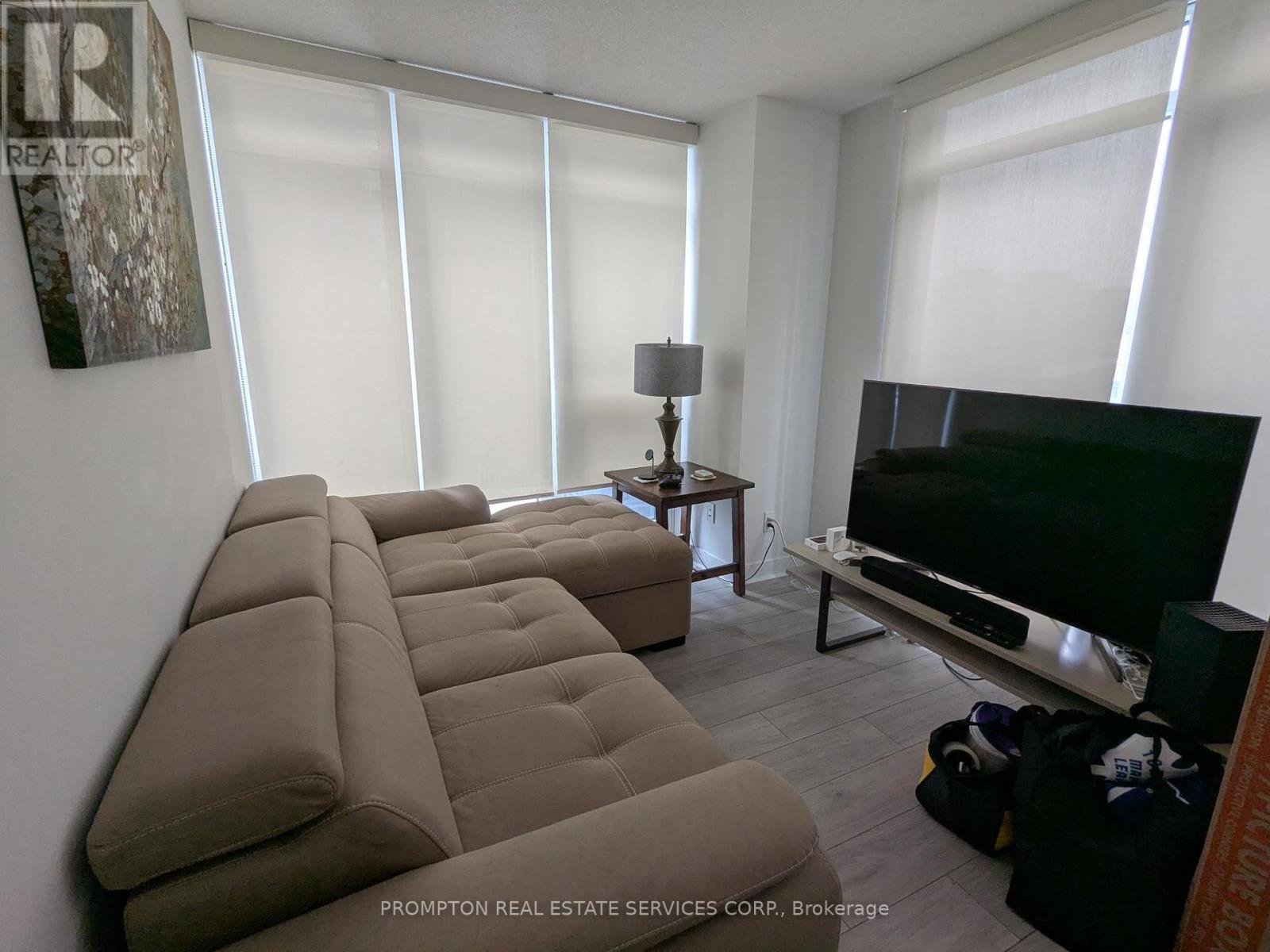 606 - 70 Queens Wharf Road, Toronto, Ontario  M5V 0J2 - Photo 10 - C12203532