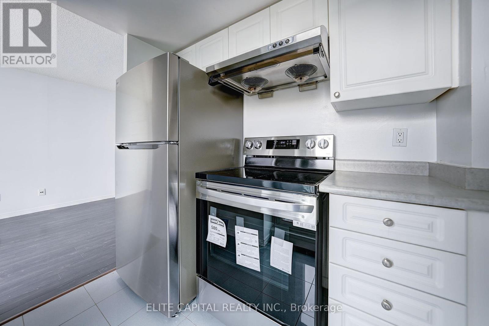 1810 - 30 Harrison Garden Boulevard, Toronto, Ontario  M2N 7A9 - Photo 4 - C12203547