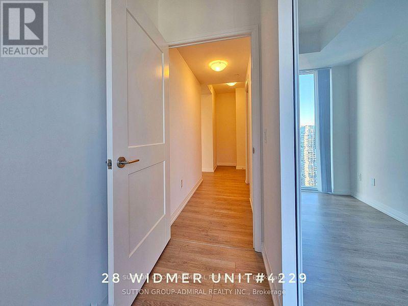 4229 - 28 Widmer Street, Toronto, Ontario  M5V 2E7 - Photo 7 - C12203582