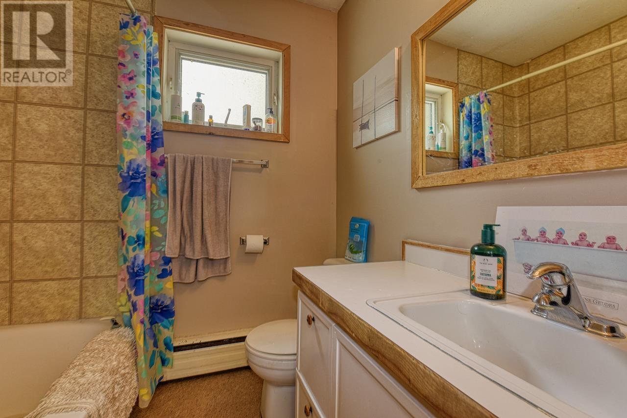 1510 S Broadway Avenue, Williams Lake, British Columbia  V2G 3T6 - Photo 14 - R3012502