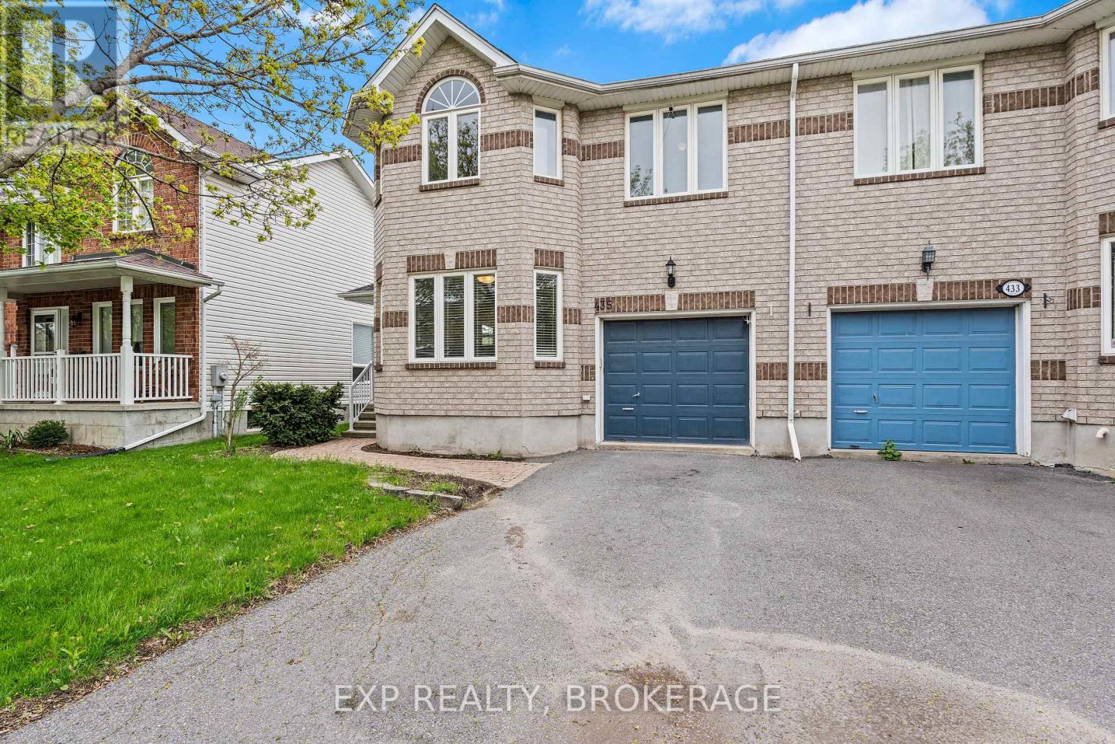 435 Fieldstone Drive, Kingston, Ontario  K7K 7E2 - Photo 4 - X12203079