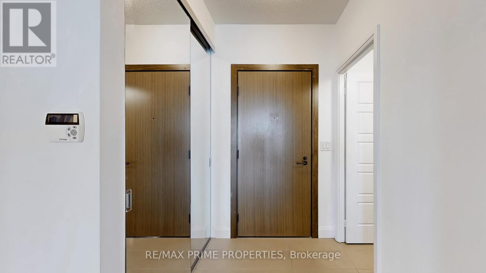 325 - 8228 Birchmount Road, Markham, Ontario  L3R 1A6 - Photo 5 - N12203524