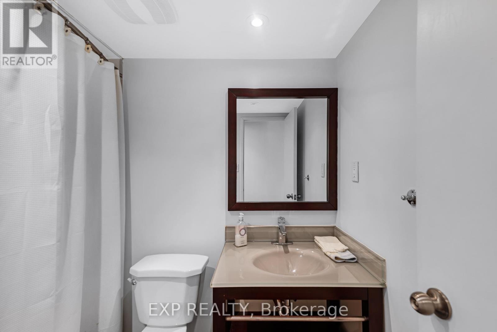 104 - 15390 Yonge Street, Aurora, Ontario  L4G 1N8 - Photo 14 - N12203531