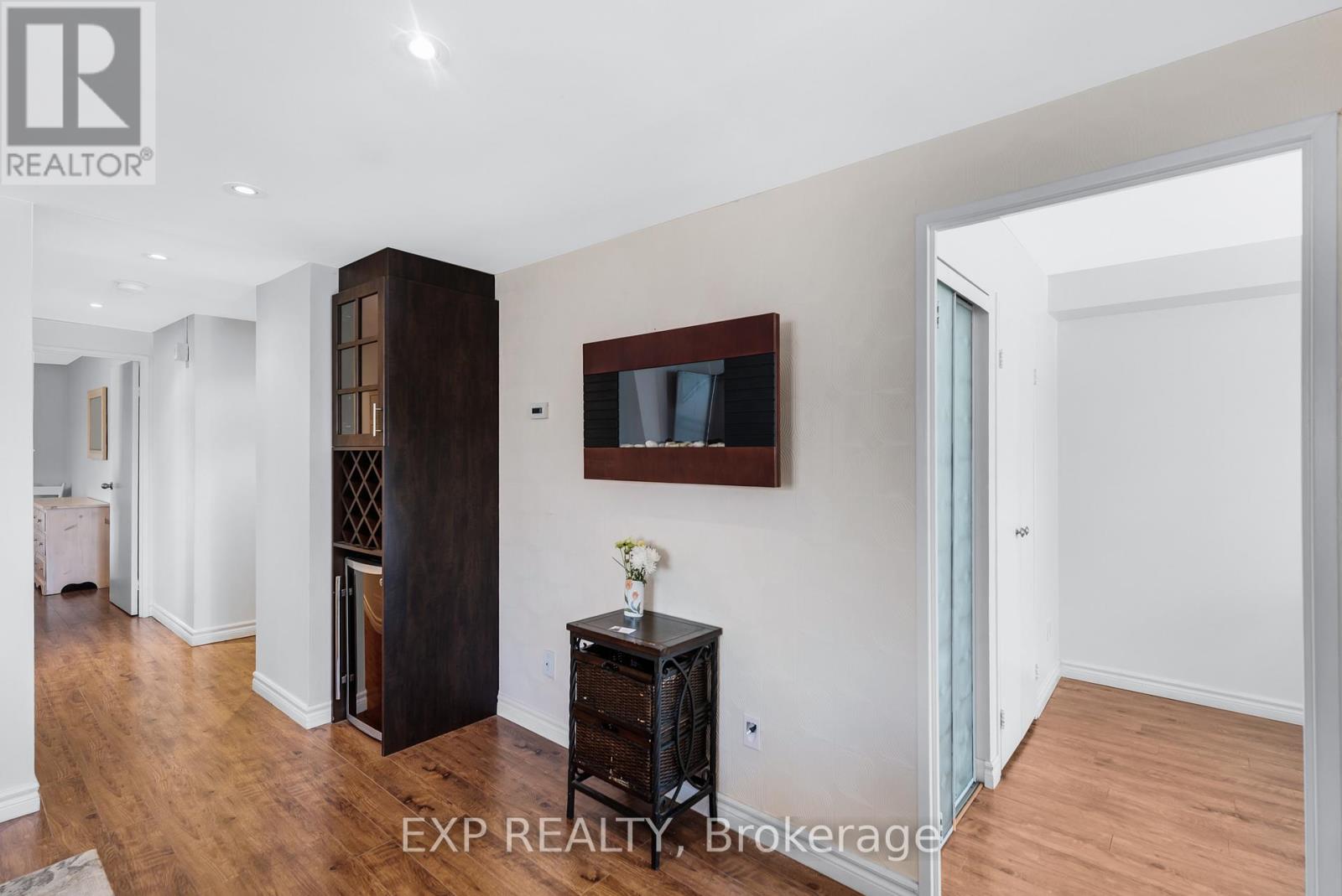 104 - 15390 Yonge Street, Aurora, Ontario  L4G 1N8 - Photo 15 - N12203531