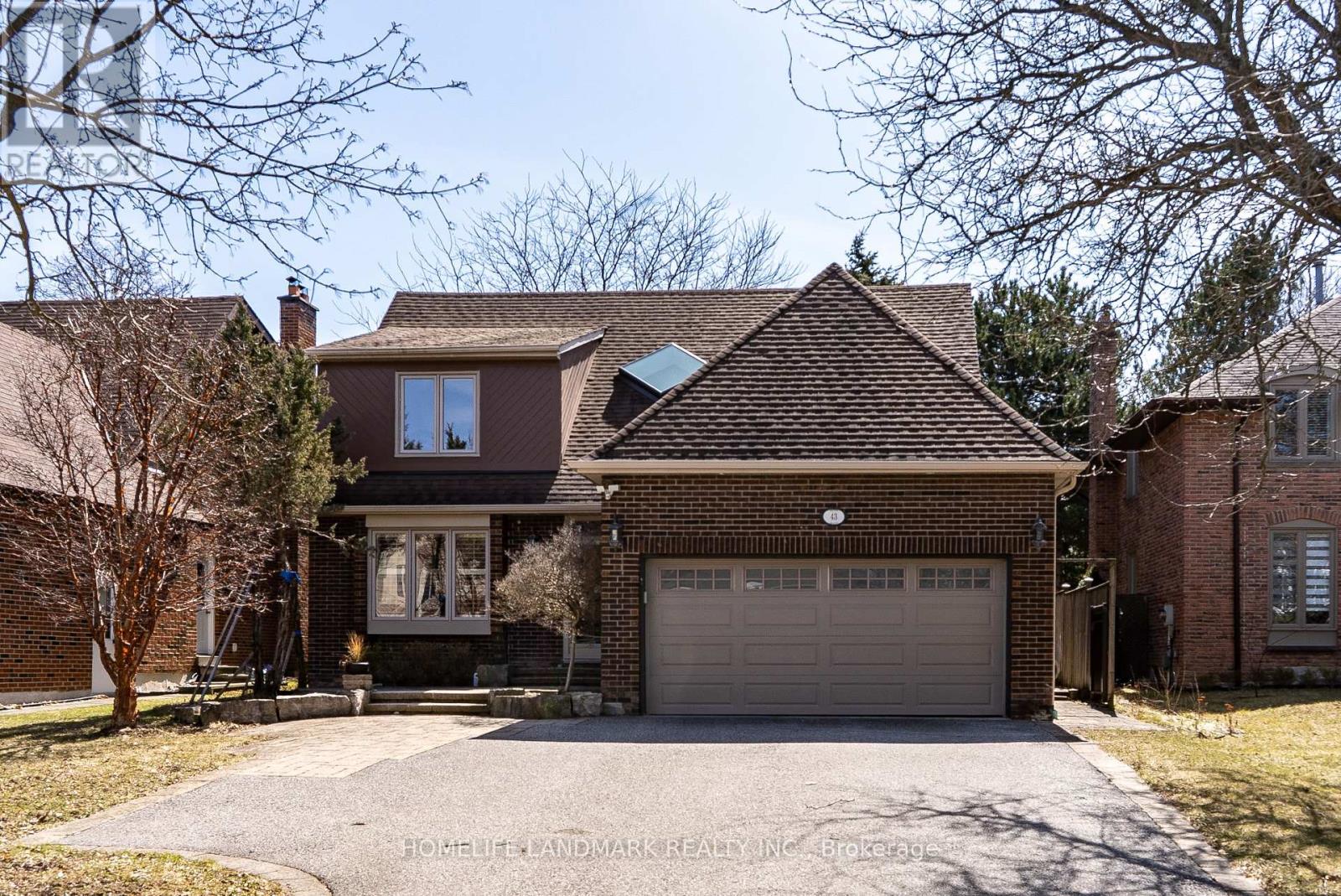 43 PENNOCK CRESCENT, Markham, Ontario
