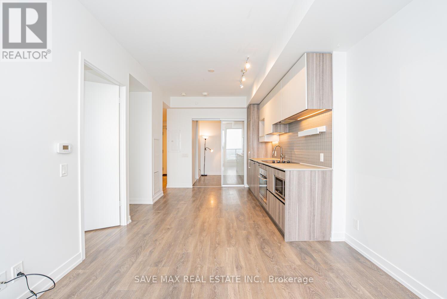 3807 - 5 Buttermill Avenue, Vaughan, Ontario  L4K 0J5 - Photo 10 - N12203567
