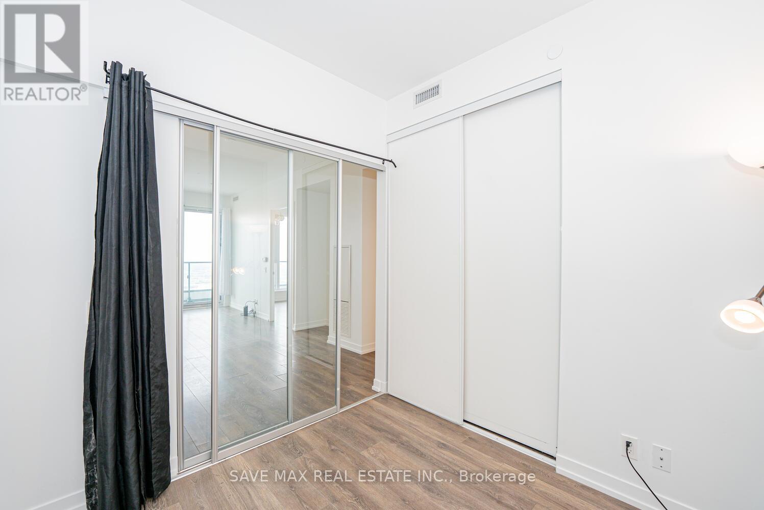 3807 - 5 Buttermill Avenue, Vaughan, Ontario  L4K 0J5 - Photo 15 - N12203567