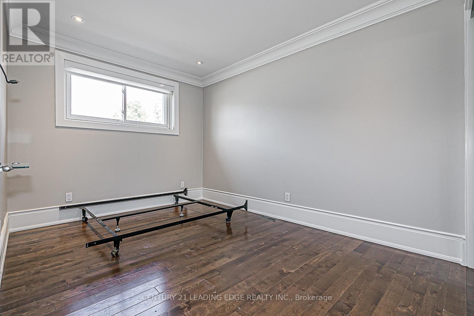 13 Richardson Drive, Aurora, Ontario  L4G 1Y9 - Photo 16 - N12203573
