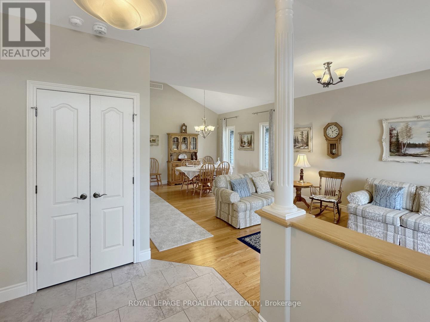 50 Hampton Ridge Drive, Belleville, Ontario  K8N 0E5 - Photo 4 - X12203689