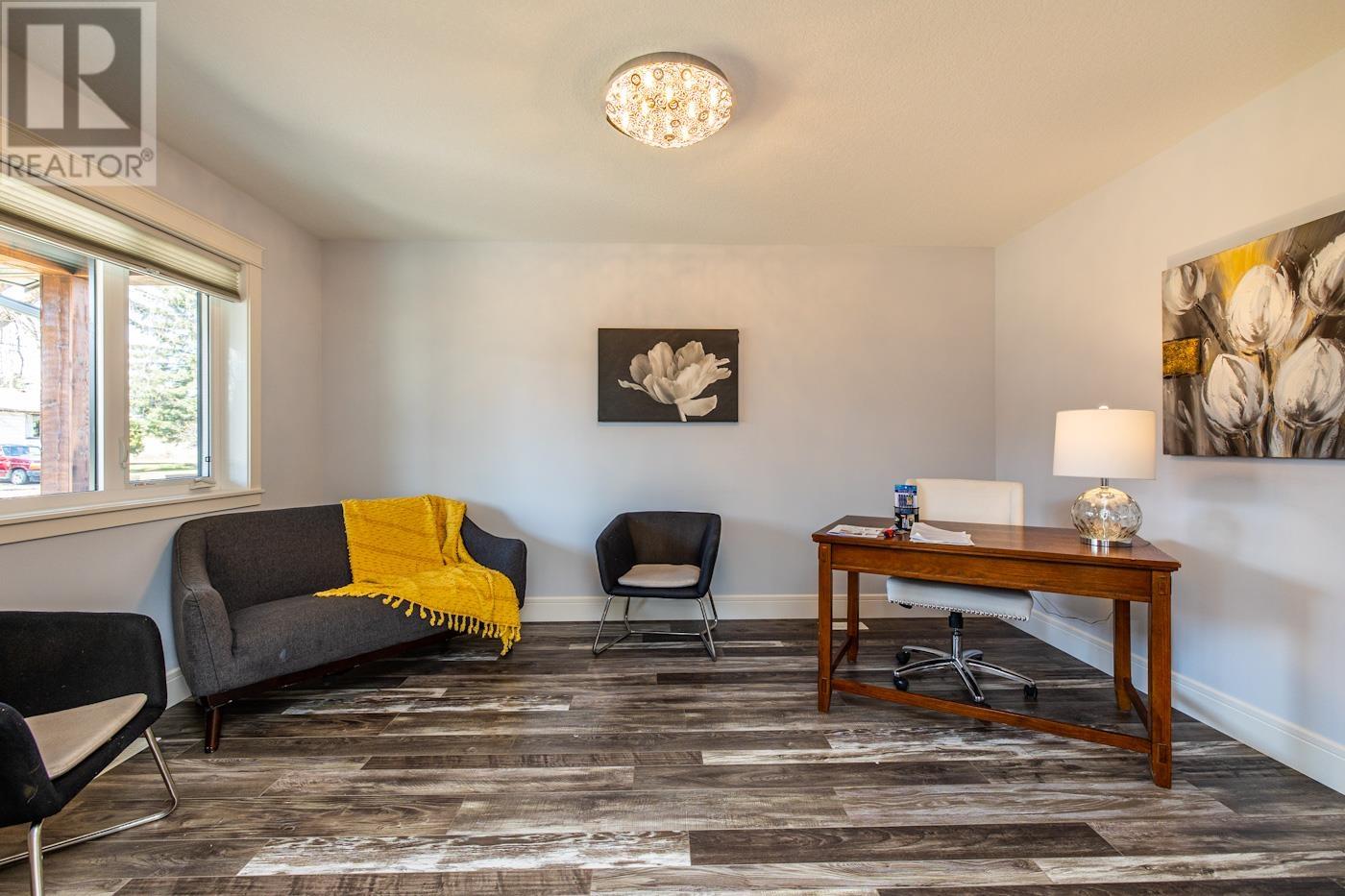 246 Burden Street, Prince George, British Columbia  V2M 2H1 - Photo 3 - R3012360