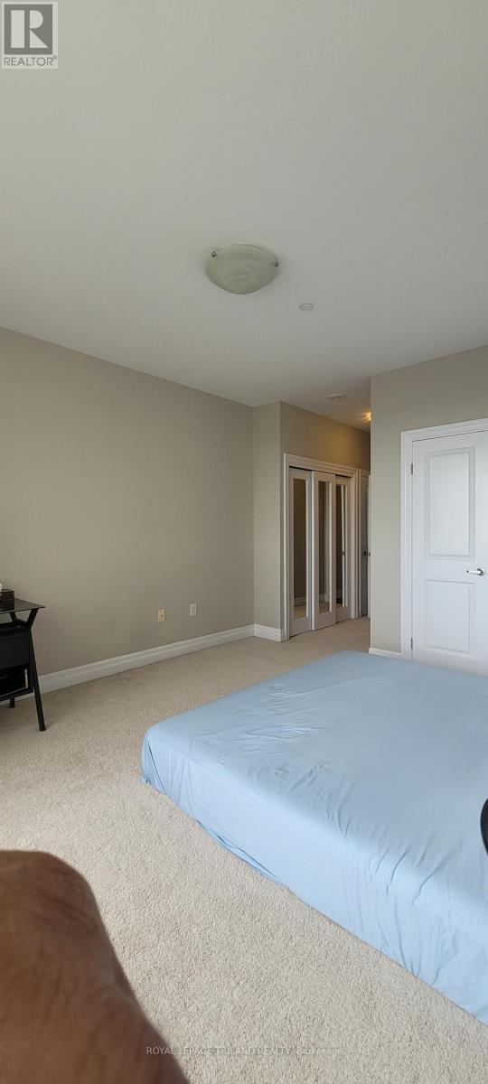 1008 - 240 Villagewalk Boulevard, London North, Ontario  N6G 0P6 - Photo 12 - X12203661