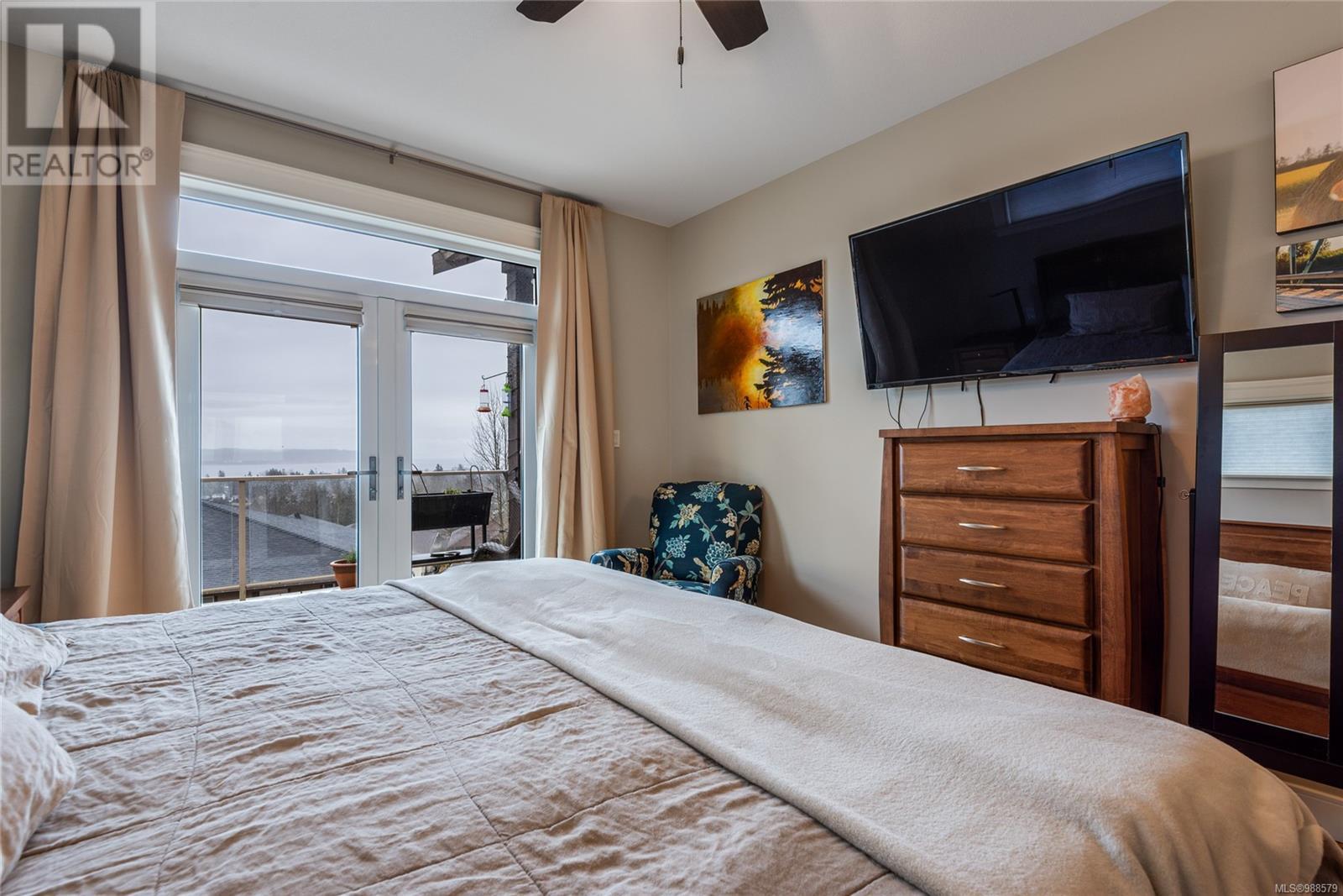 Property at 672 Pacific Heights Lane image 1