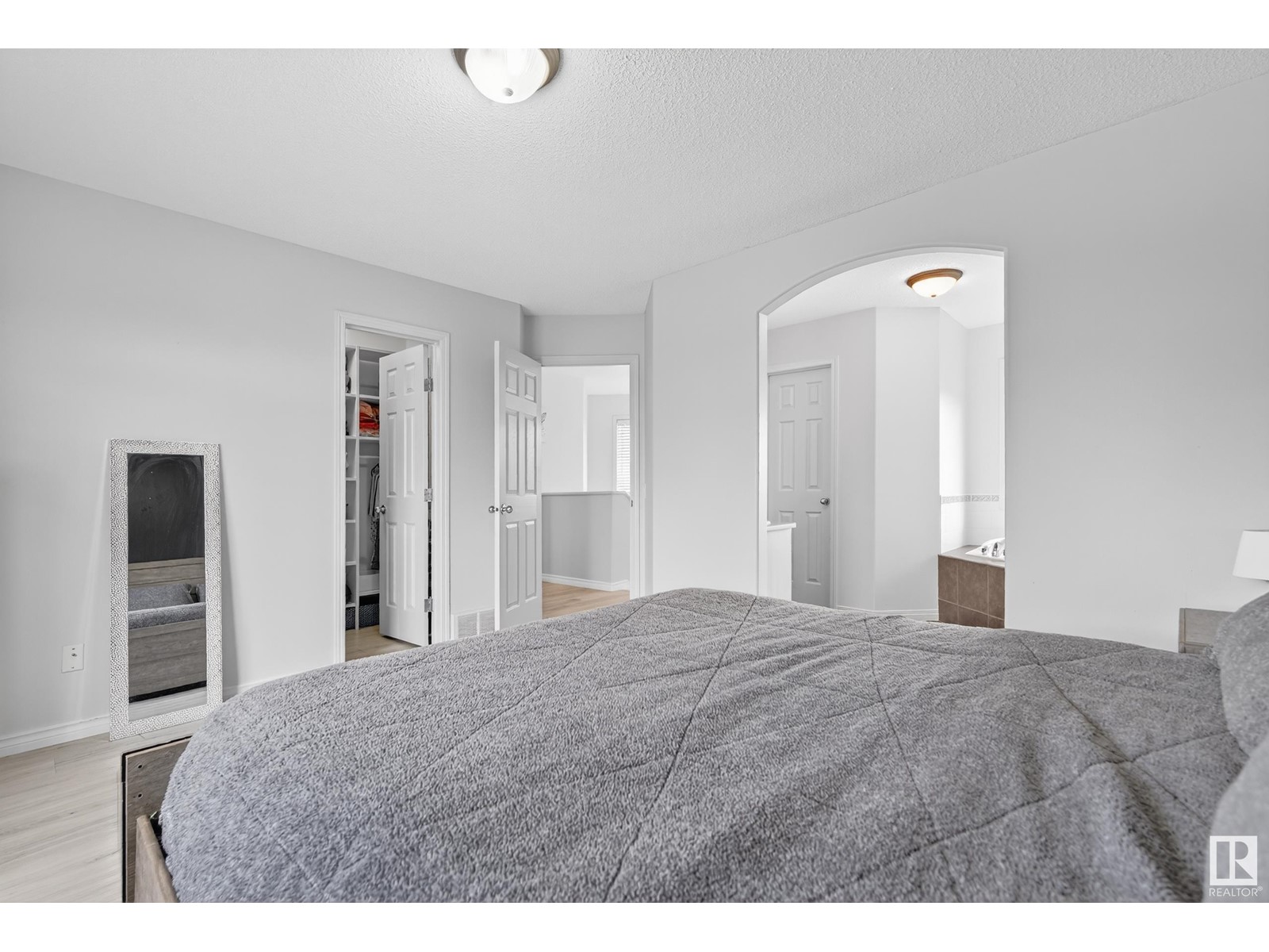 8828 166 Av Nw, Edmonton, Alberta  T5Z 3W8 - Photo 23 - E4440979