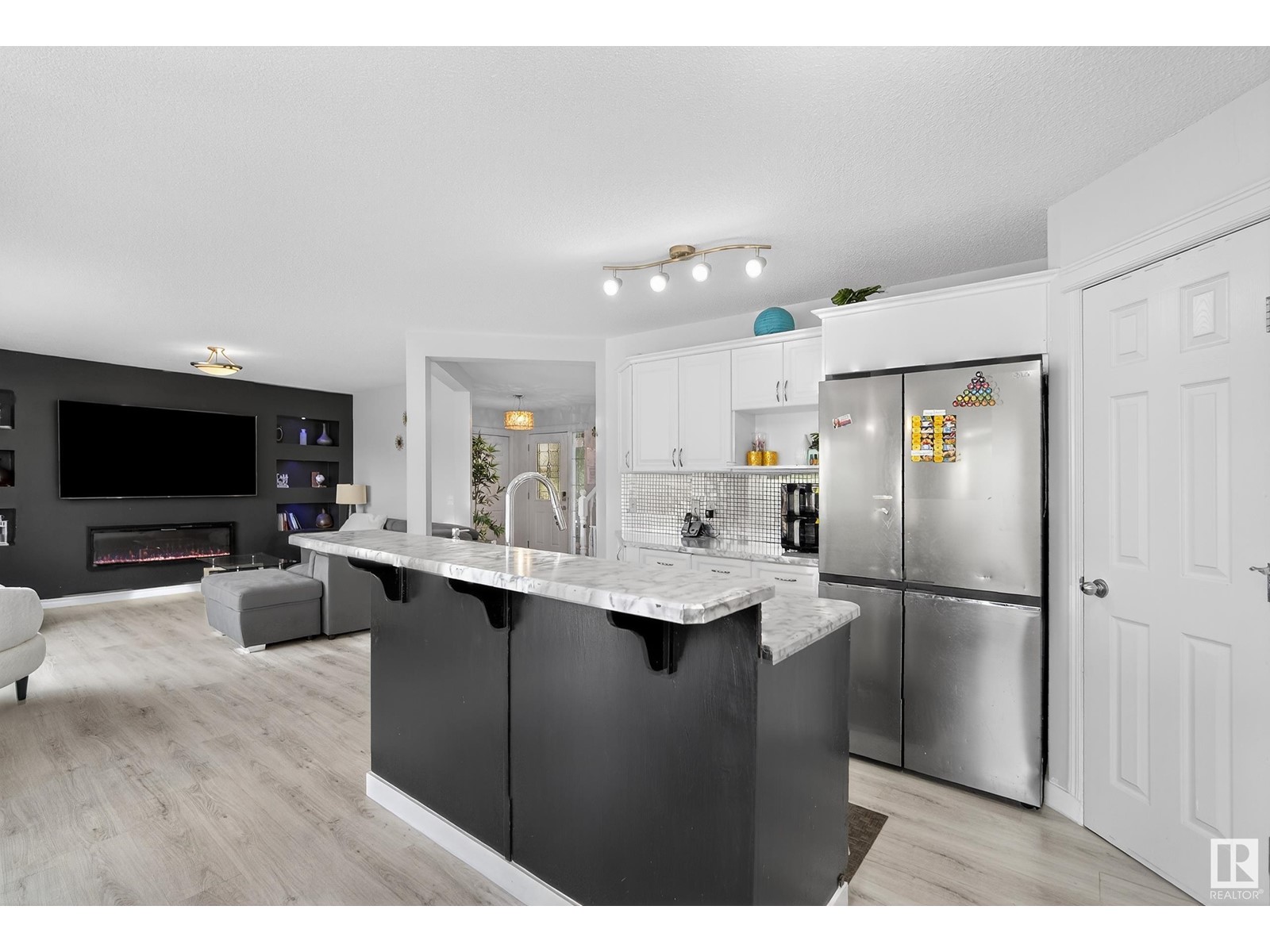 8828 166 Av Nw, Edmonton, Alberta  T5Z 3W8 - Photo 8 - E4440979