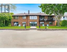 16 BECK BOULEVARD, Penetanguishene, Ontario