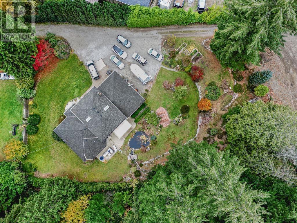 1270 Reed Road, Gibsons, British Columbia  V0N 1V7 - Photo 36 - R2943339