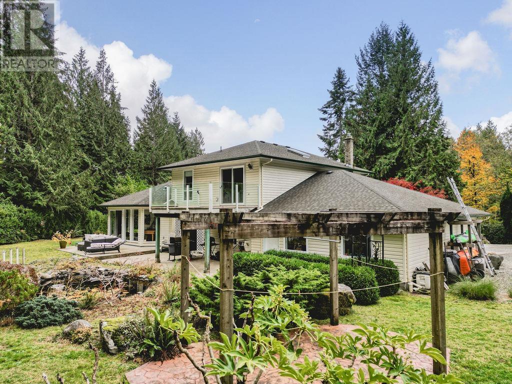 1270 Reed Road, Gibsons, British Columbia  V0N 1V7 - Photo 9 - R2943339