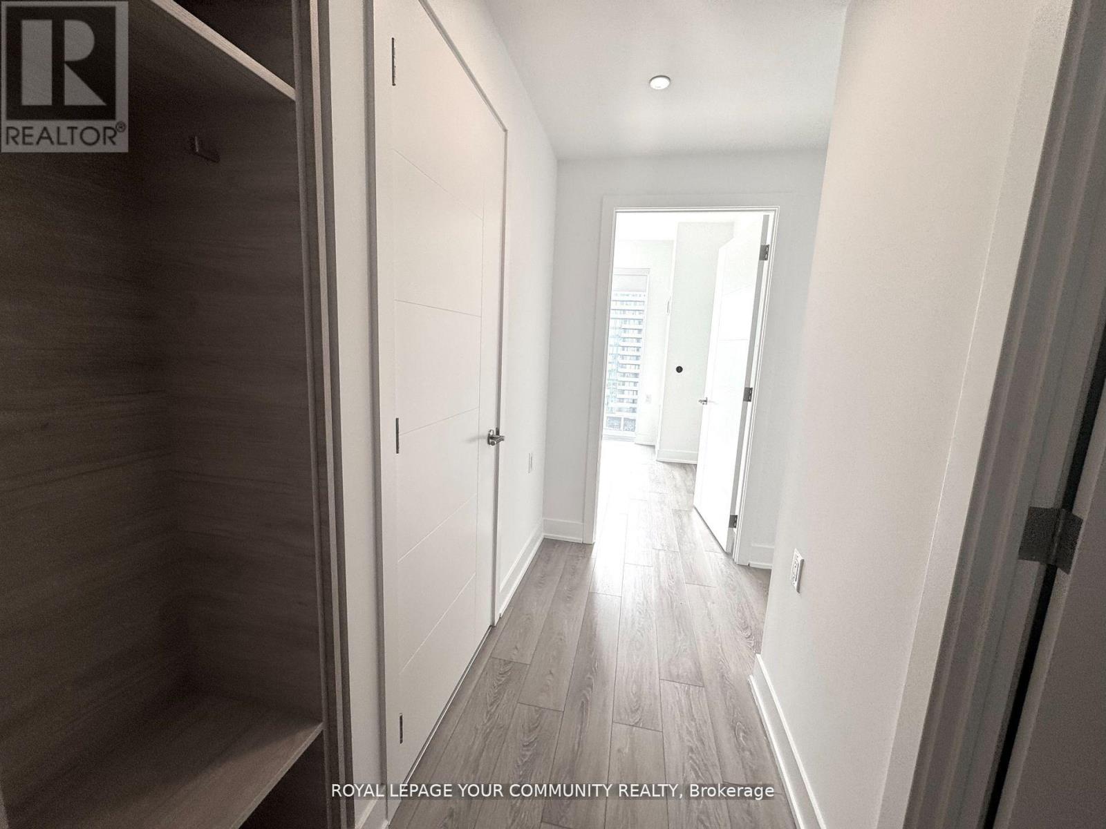 1804 - 200 Redpath Avenue, Toronto, Ontario  M4P 0E6 - Photo 5 - C12203205