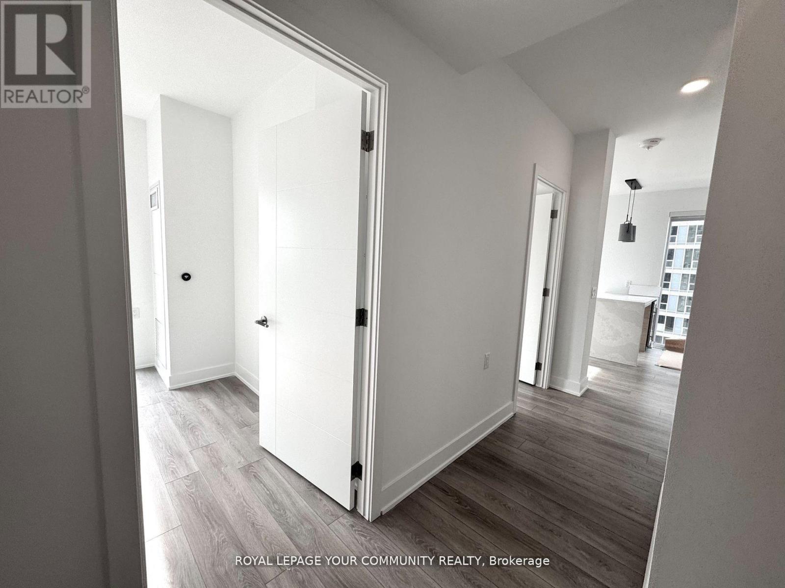 1804 - 200 Redpath Avenue, Toronto, Ontario  M4P 0E6 - Photo 7 - C12203205