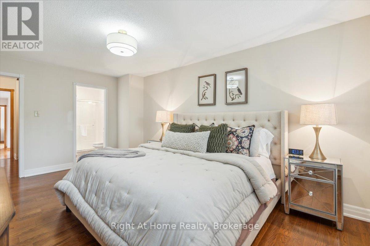 236 O'donoghue Avenue, Oakville (Ro River Oaks), Ontario  L6H 3W6 - Photo 14 - W12203603