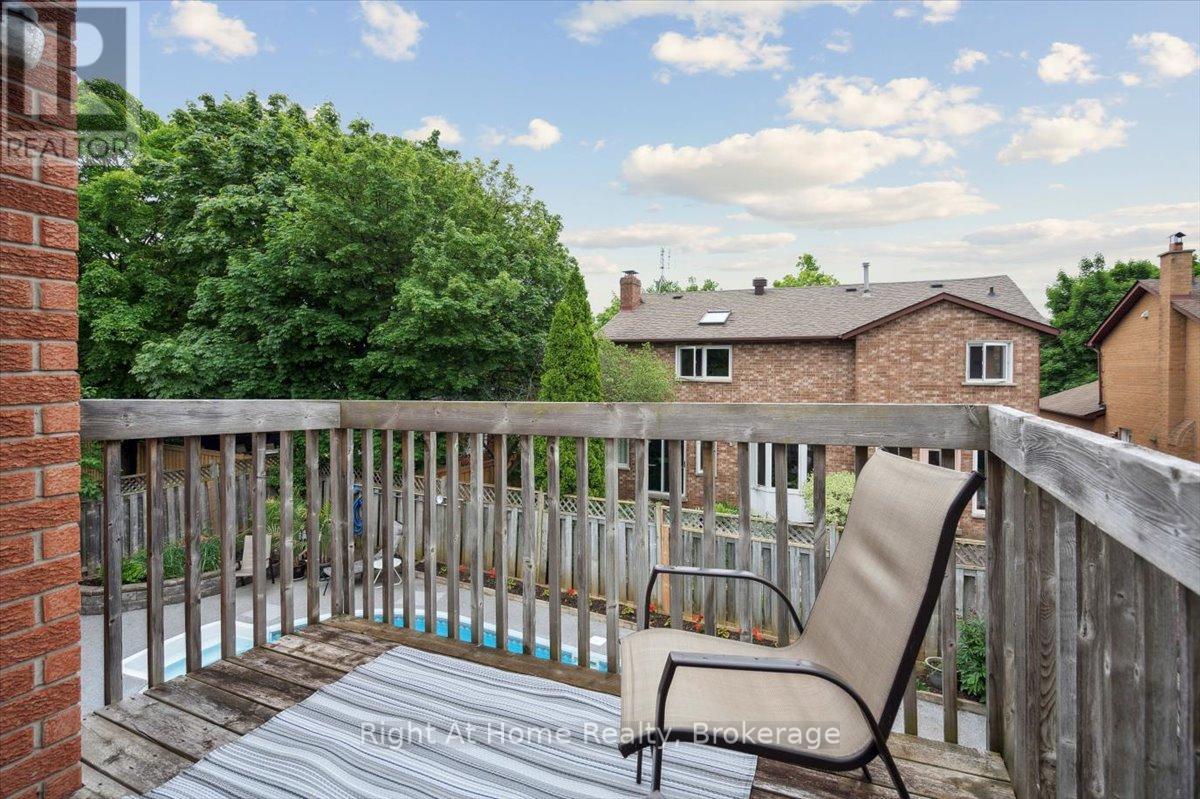 236 O'donoghue Avenue, Oakville (Ro River Oaks), Ontario  L6H 3W6 - Photo 33 - W12203603