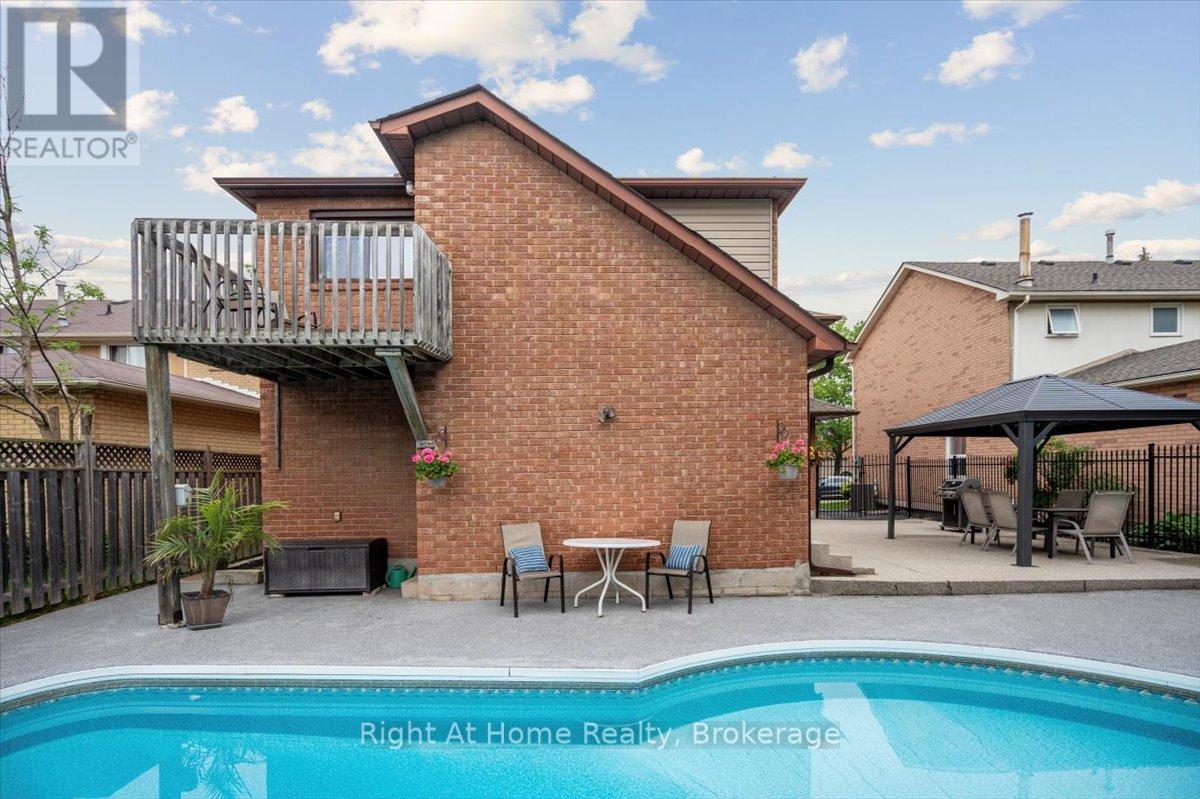 236 O'donoghue Avenue, Oakville (Ro River Oaks), Ontario  L6H 3W6 - Photo 40 - W12203603