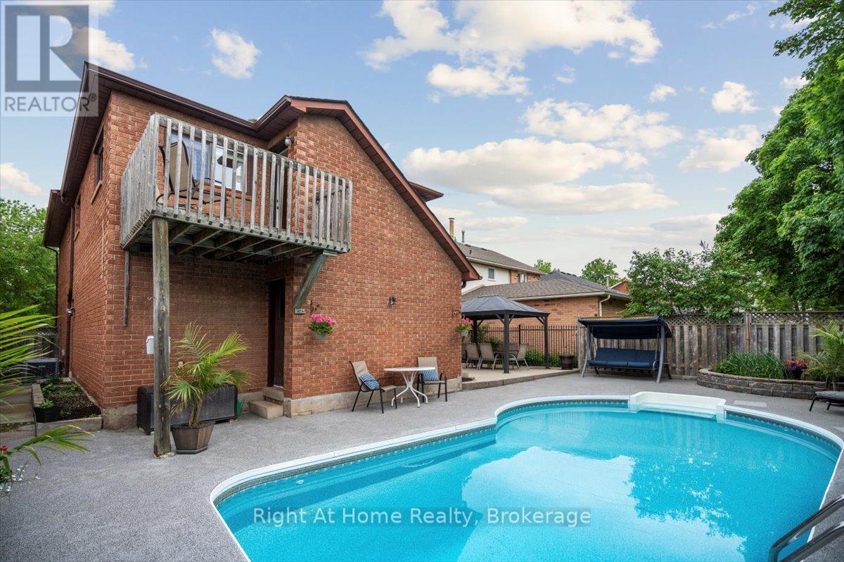 236 O'donoghue Avenue, Oakville (Ro River Oaks), Ontario  L6H 3W6 - Photo 41 - W12203603
