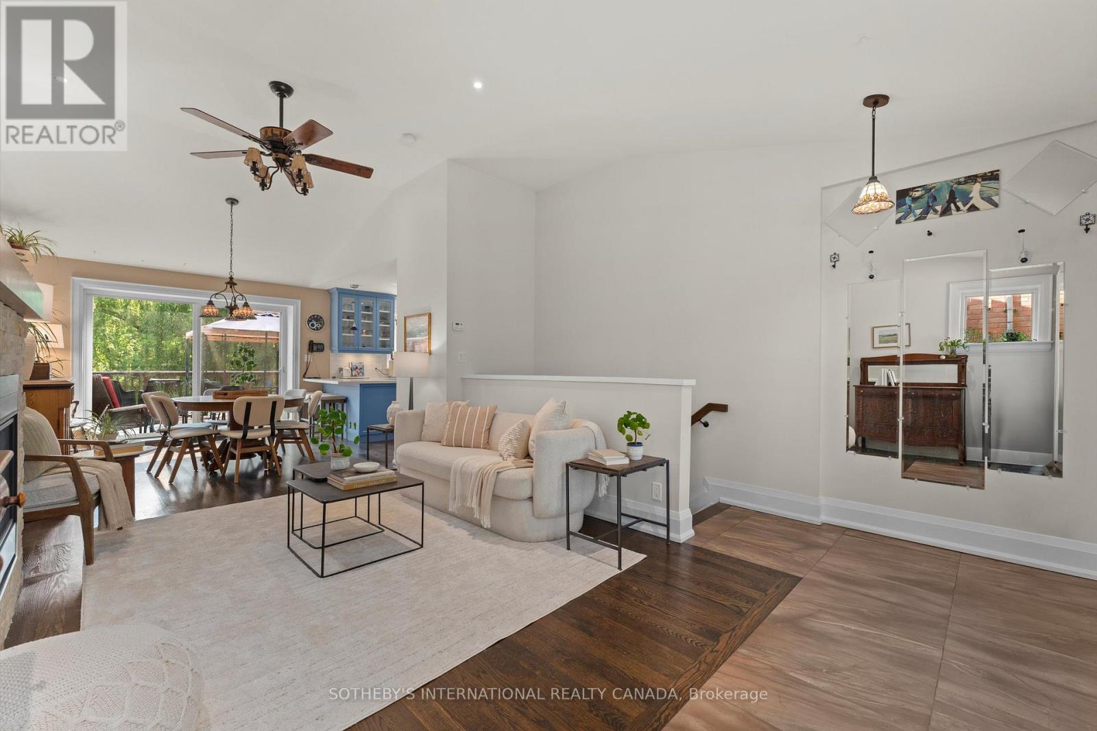 1a Bowmore Road, Toronto, Ontario  M4L 3H6 - Photo 6 - E12203108