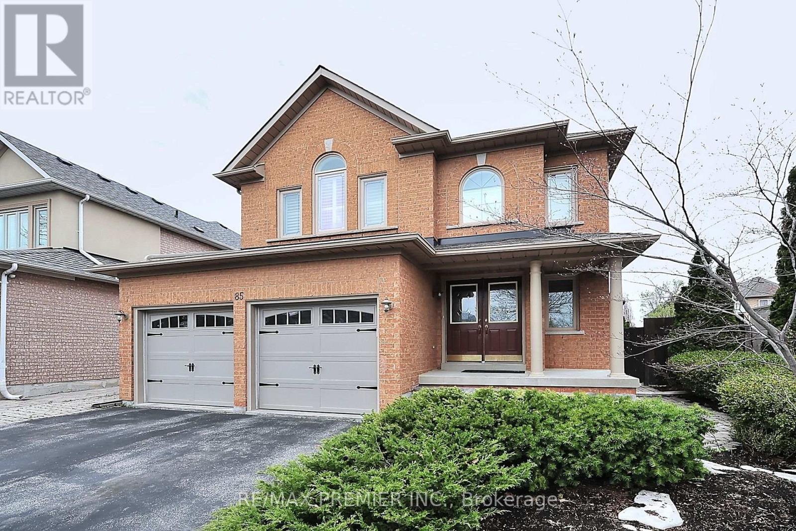 85 Kirkbride Crescent, Vaughan, Ontario  L6A 2J6 - Photo 2 - N12165443