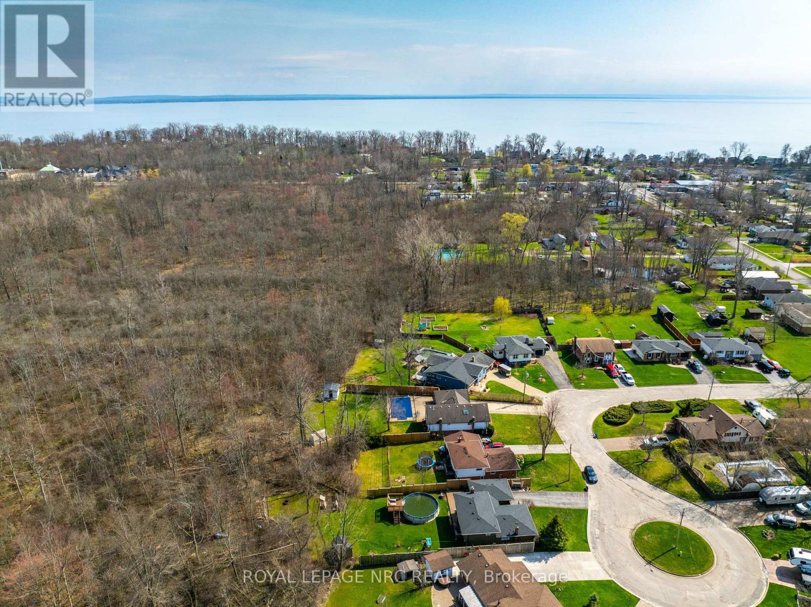 12 Englewood Court, Fort Erie, Ontario  L2A 5X5 - Photo 35 - X12203674