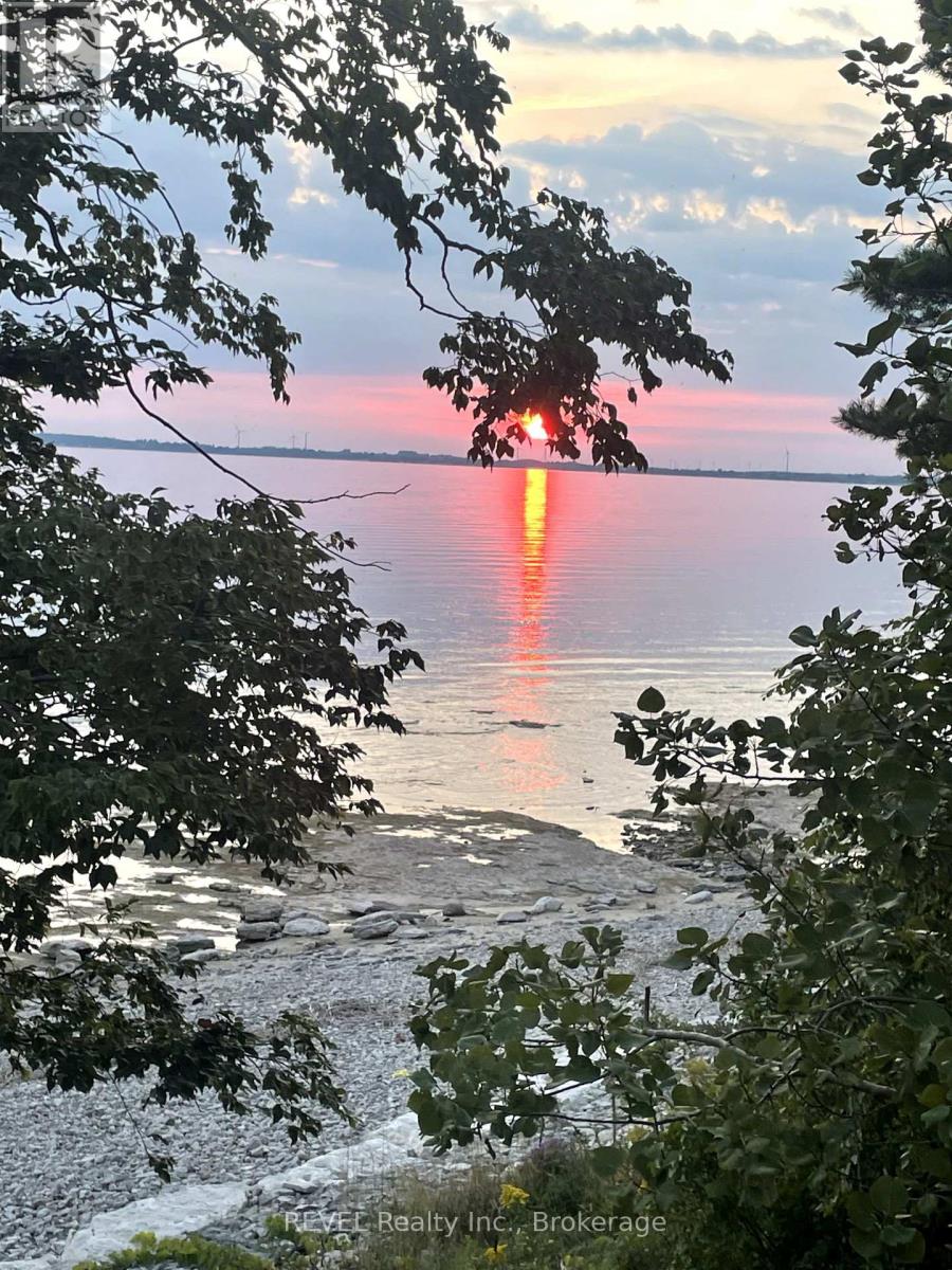 12113 Augustine Road, Wainfleet (Lakeshore), Ontario  L0S 1V0 - Photo 15 - X12203741