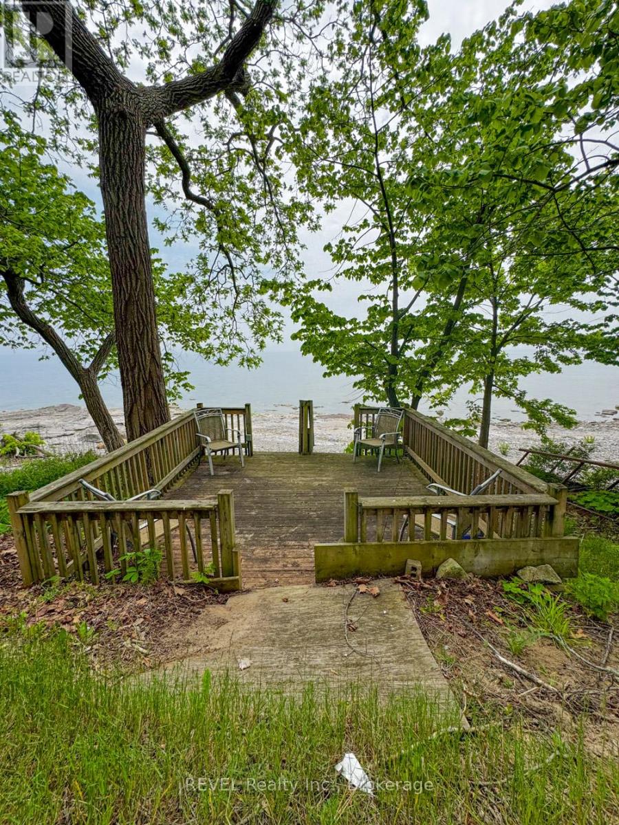 12113 Augustine Road, Wainfleet (Lakeshore), Ontario  L0S 1V0 - Photo 18 - X12203741