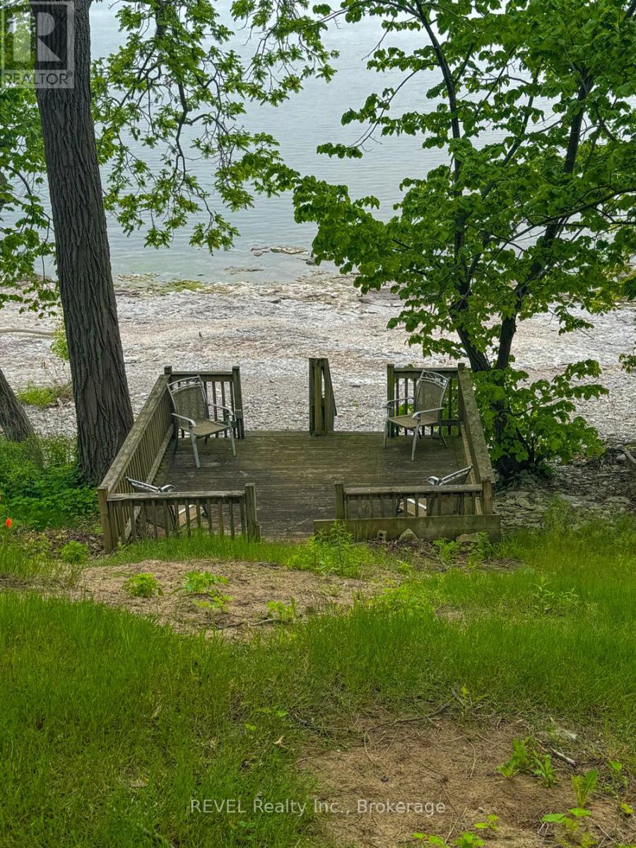 12113 Augustine Road, Wainfleet (Lakeshore), Ontario  L0S 1V0 - Photo 19 - X12203741