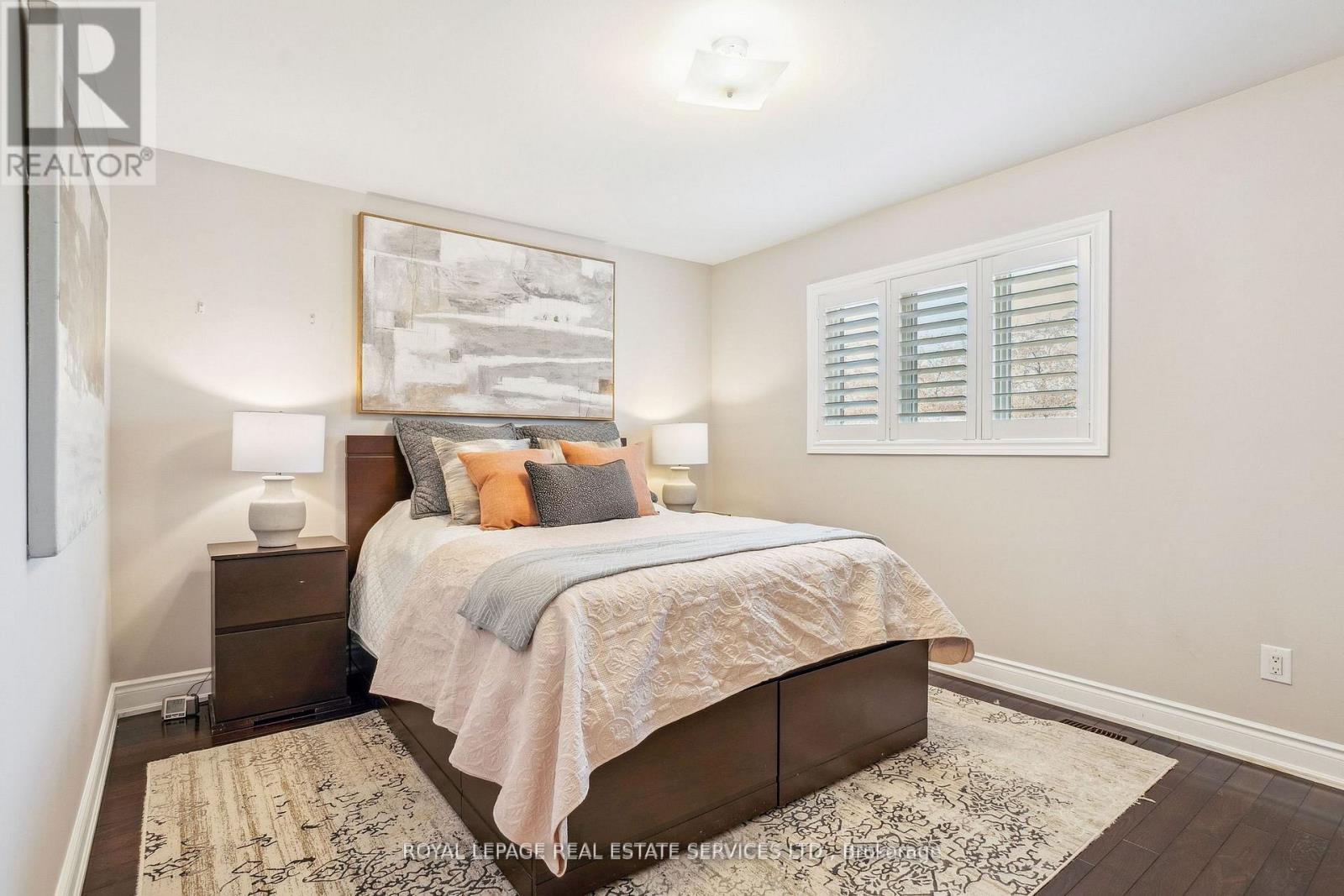 63 Long Branch Avenue, Toronto, Ontario  M8W 3J3 - Photo 14 - W12203530