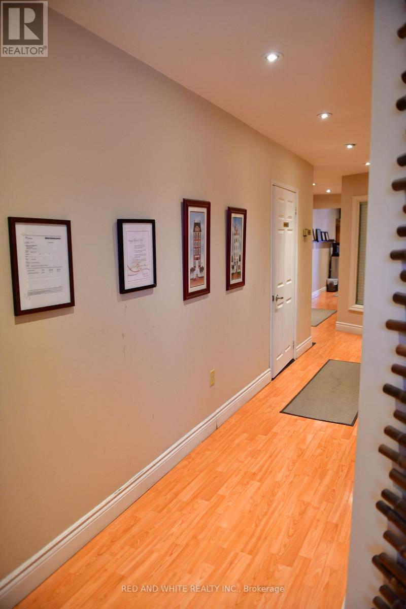 265 Queen Street S, Mississauga (Streetsville), Ontario  L5M 1L9 - Photo 5 - W8204286