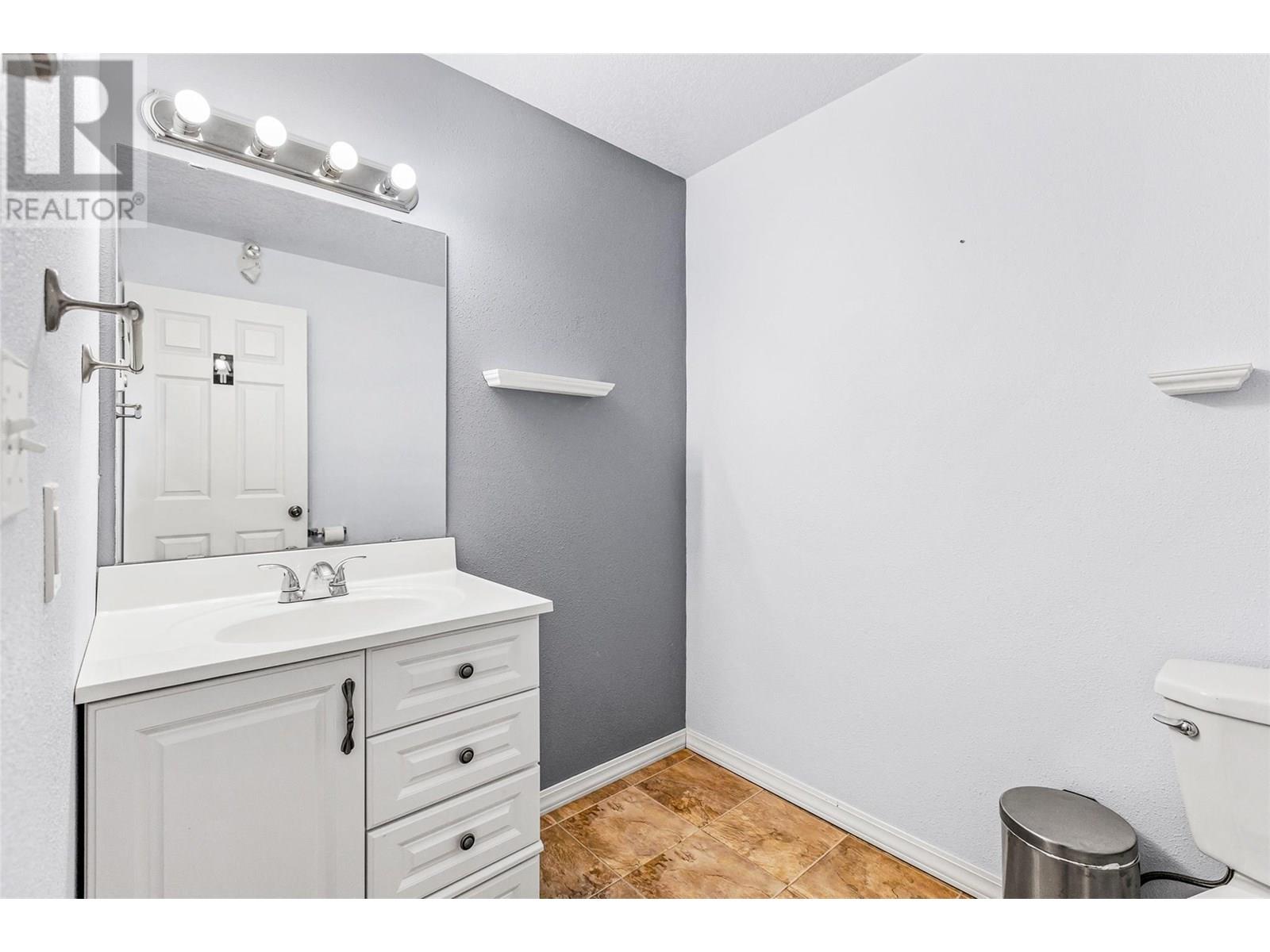 1993a Airport Road Unit# 16, Creston, British Columbia V0B 1G2 - Photo 12 - 10351253