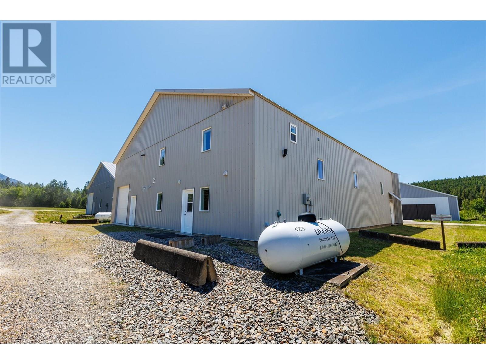 1993a Airport Road Unit# 16, Creston, British Columbia V0B 1G2 - Photo 27 - 10351253