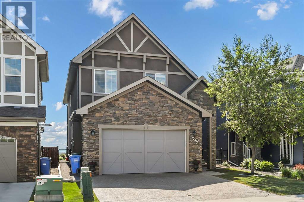 39 Cranarch Terrace Se, Calgary, Alberta  T3M 1Z1 - Photo 2 - A2227920