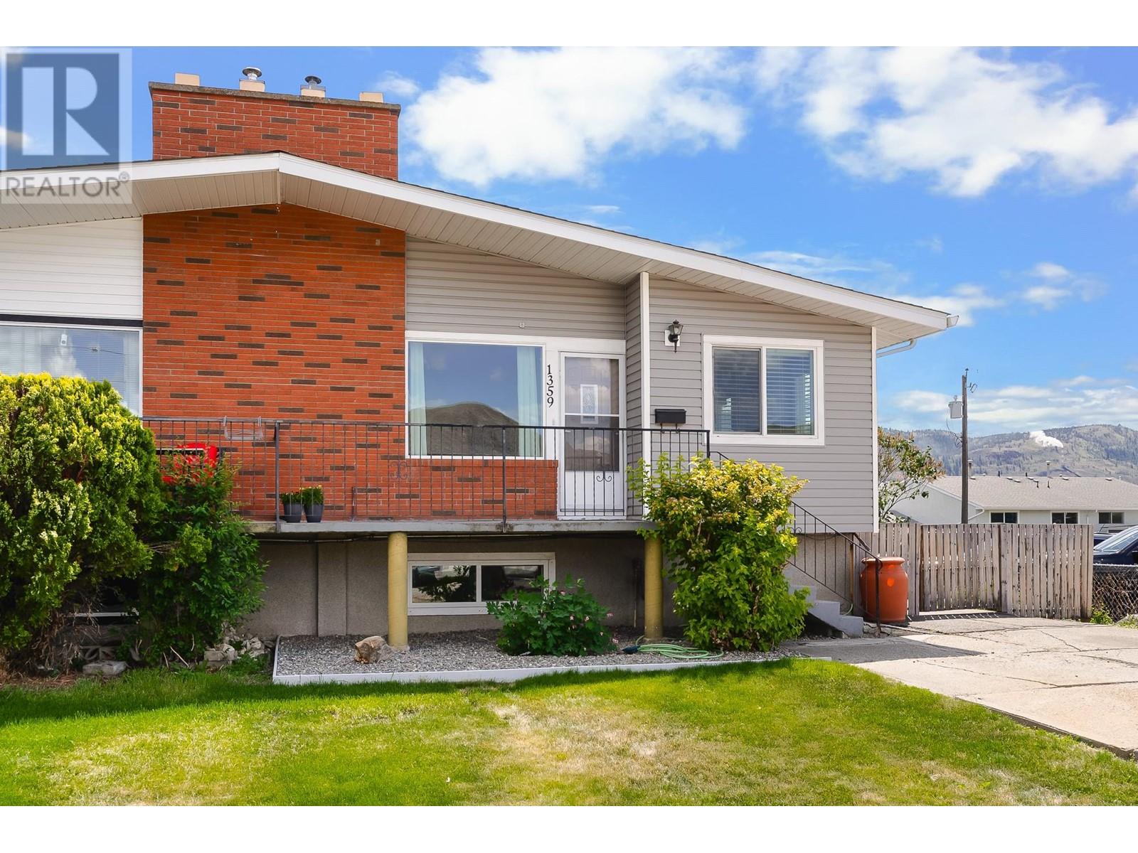 Property at 1359 SHERBROOKE Avenue image 2