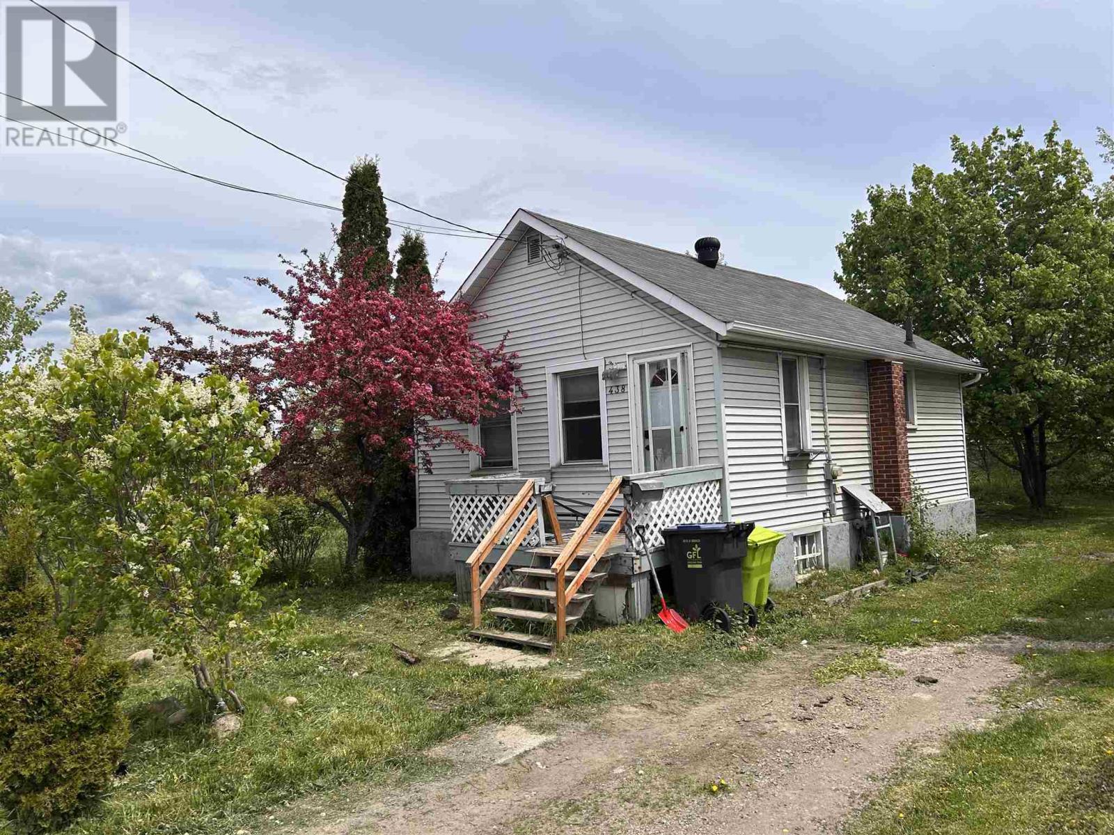 438 Sherbourne St, Sault Ste. Marie, Ontario  P6C 3X3 - Photo 1 - SM251291