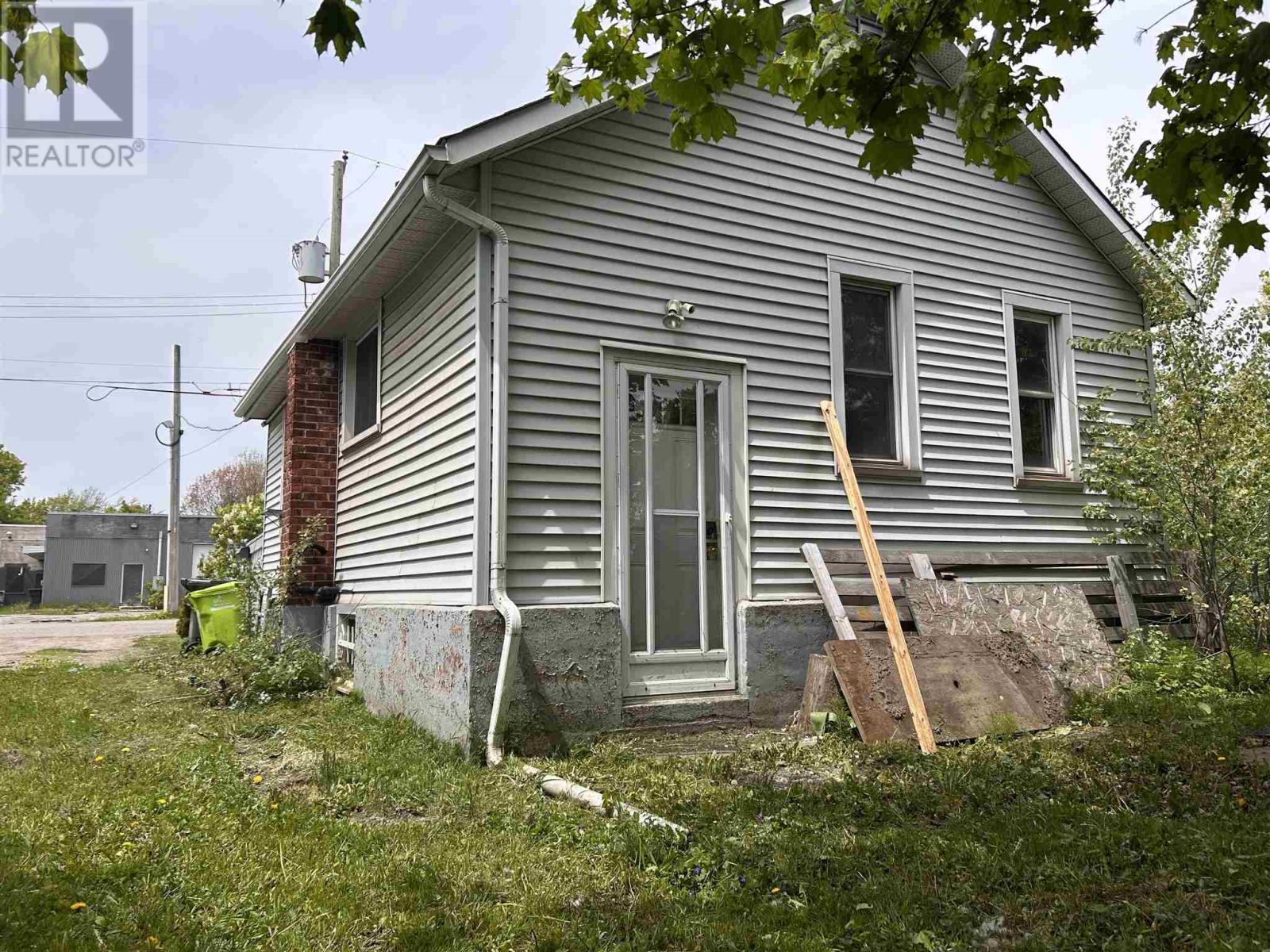 438 Sherbourne St, Sault Ste. Marie, Ontario  P6C 3X3 - Photo 3 - SM251291