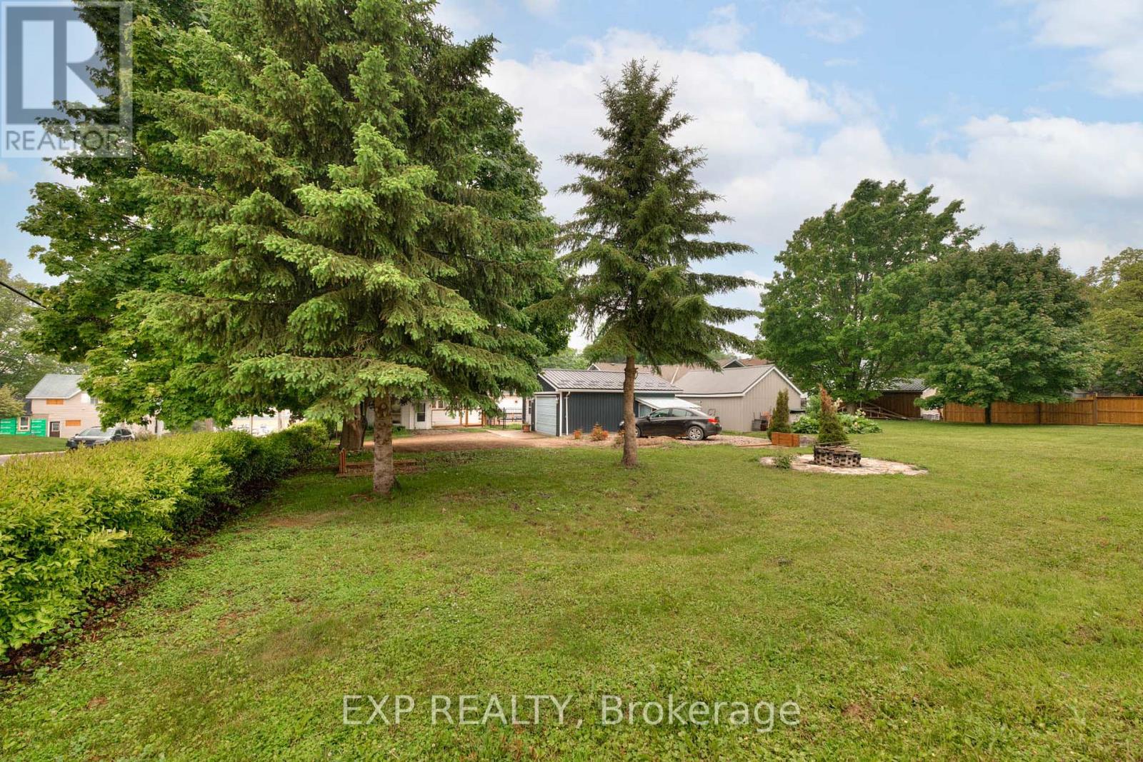 181 Shuter St Street, North Huron, Ontario  N0G 2W0 - Photo 13 - X12203518