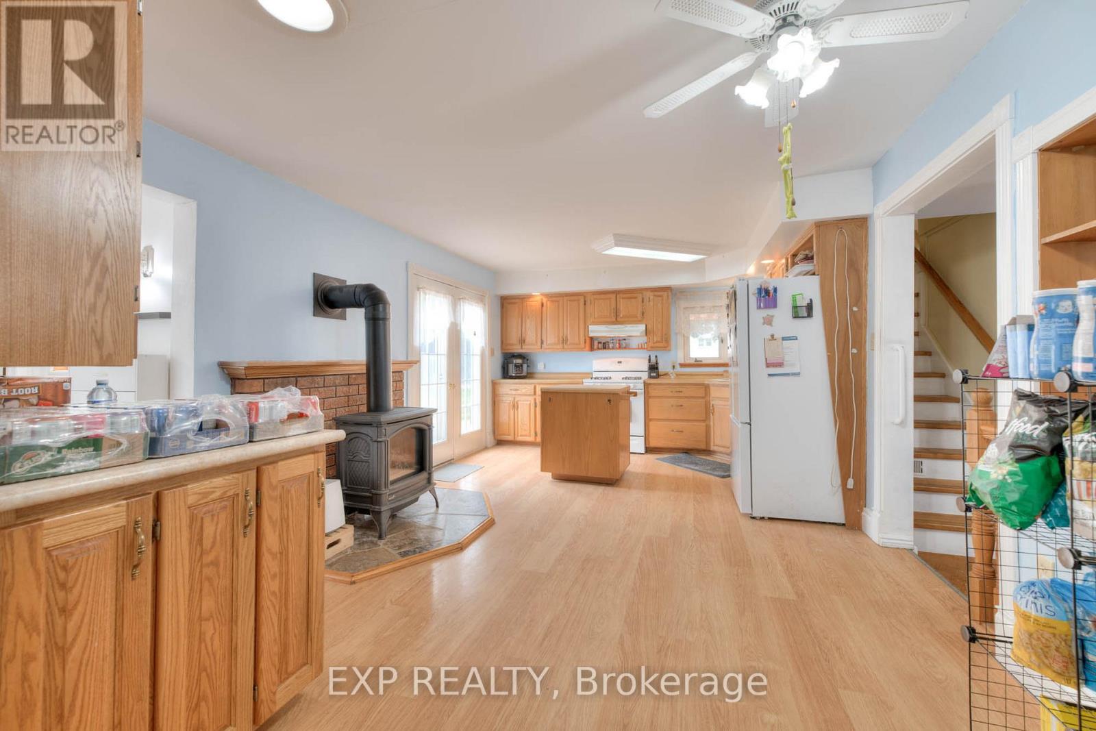 181 Shuter St Street, North Huron, Ontario  N0G 2W0 - Photo 24 - X12203518