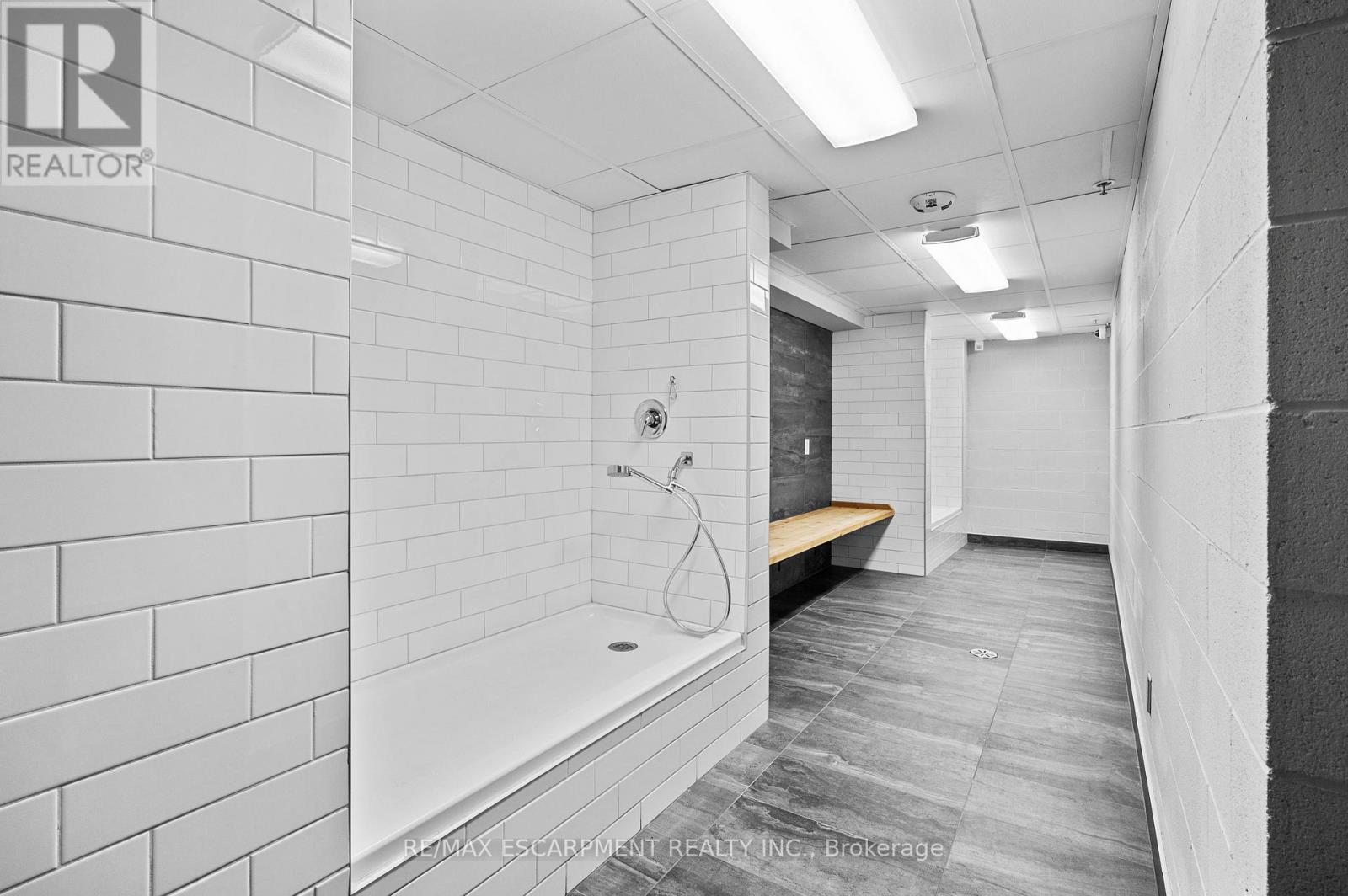 703 - 30 Hamilton Street S, Hamilton (Waterdown), Ontario  L8B 1V8 - Photo 42 - X12203521