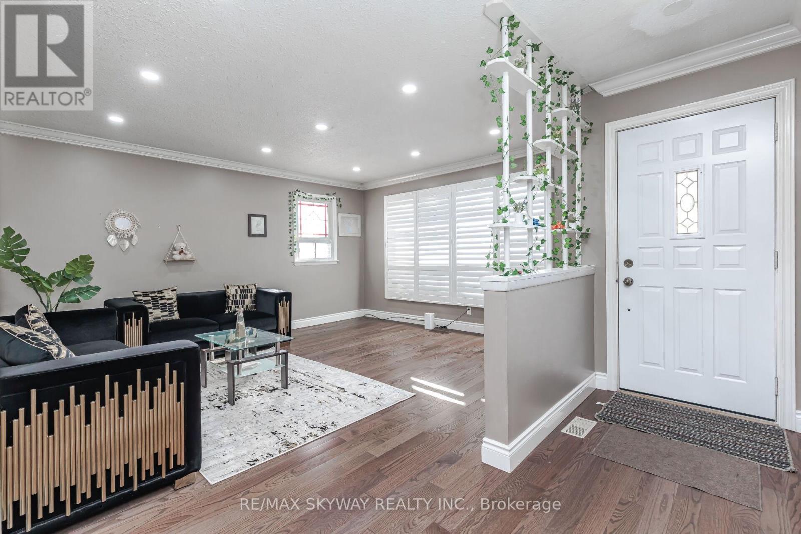 368 Blair Road, Cambridge, Ontario  N1S 2K4 - Photo 10 - X12203543